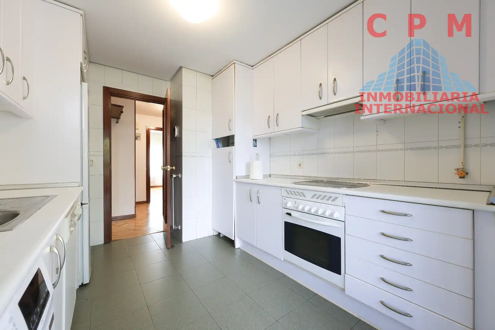 Cuina de Pis de lloguer en Pozuelo de Alarcón amb Aire condicionat, Calefacció i Parquet