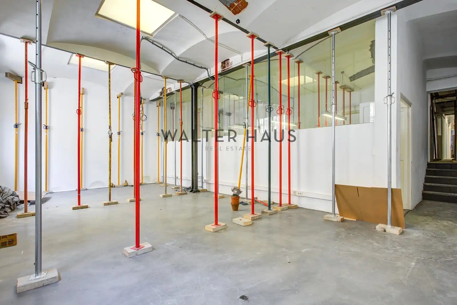 Commercial properties for rent in Barcelona  with Air Conditioner