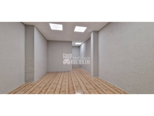 Local comercial en Alquiler en Benetússer