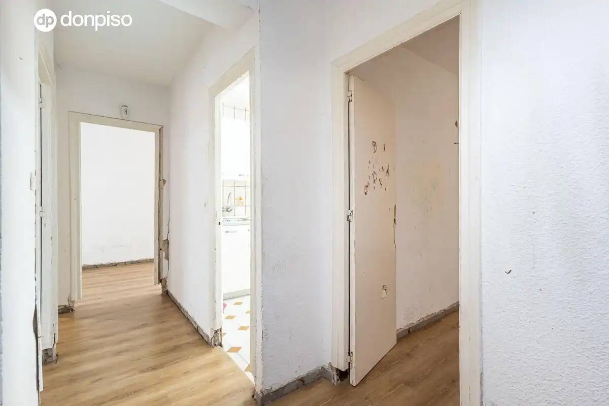 Piso en venta en Granada con Terraza