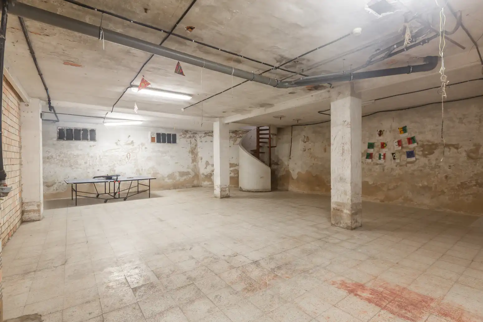 Commercial properties for sale in  Pamplona / Iruña  with Air Conditioner