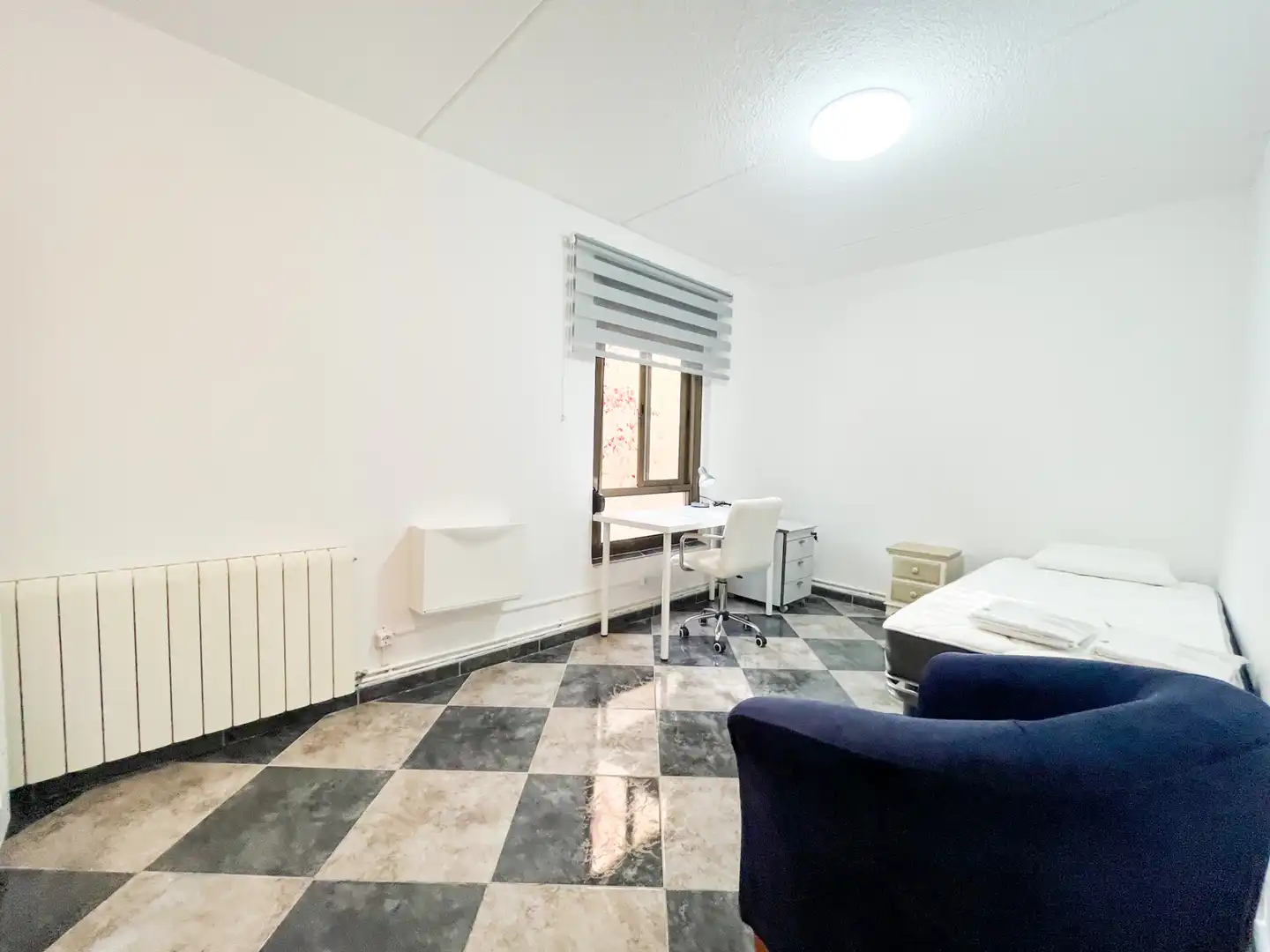 Habitación de Piso de alquiler en Cerdanyola del Vallès con Calefacción, Amueblado y Horno