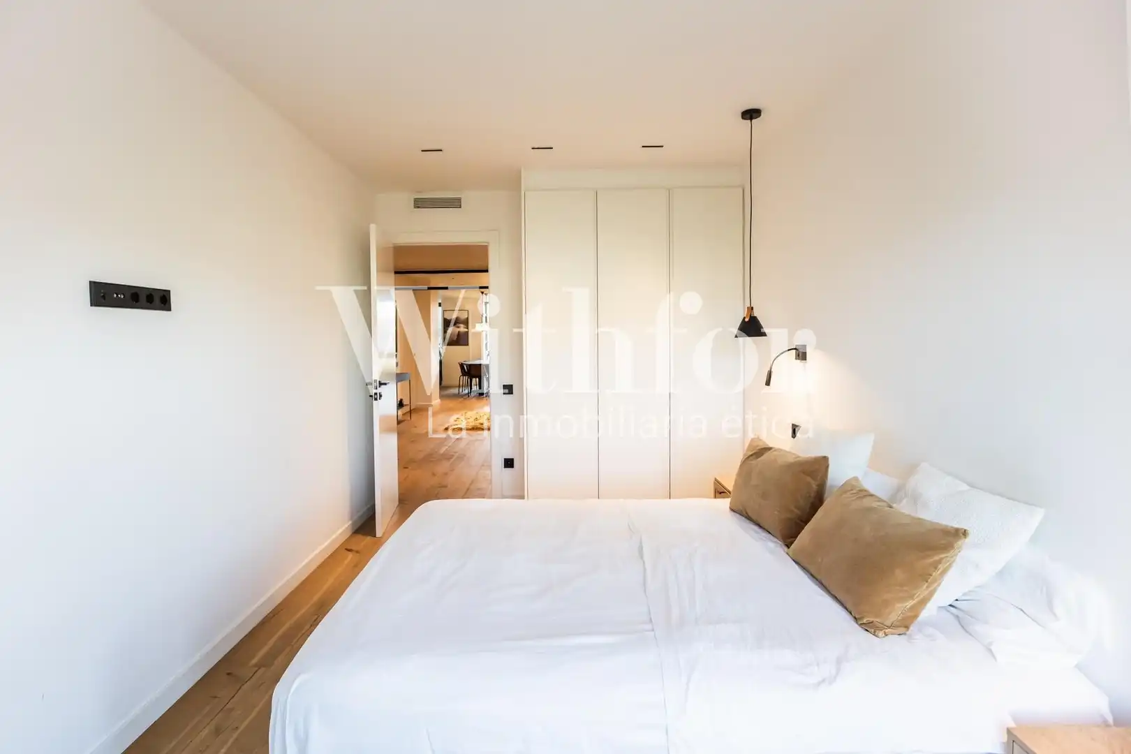Piso con terraza en venta en Calle BORI I FONTESTA, imagen 43