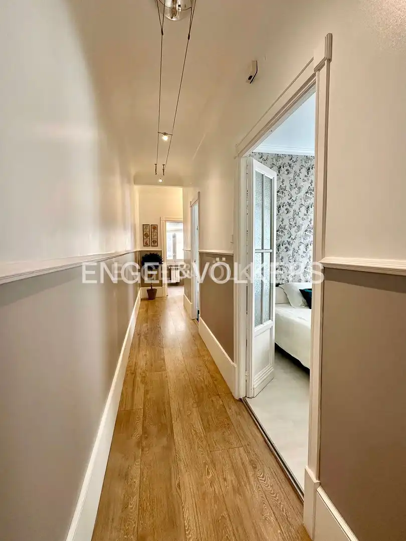 Flat for rent in Madrid  with Air Conditioner, Heating and Furnished