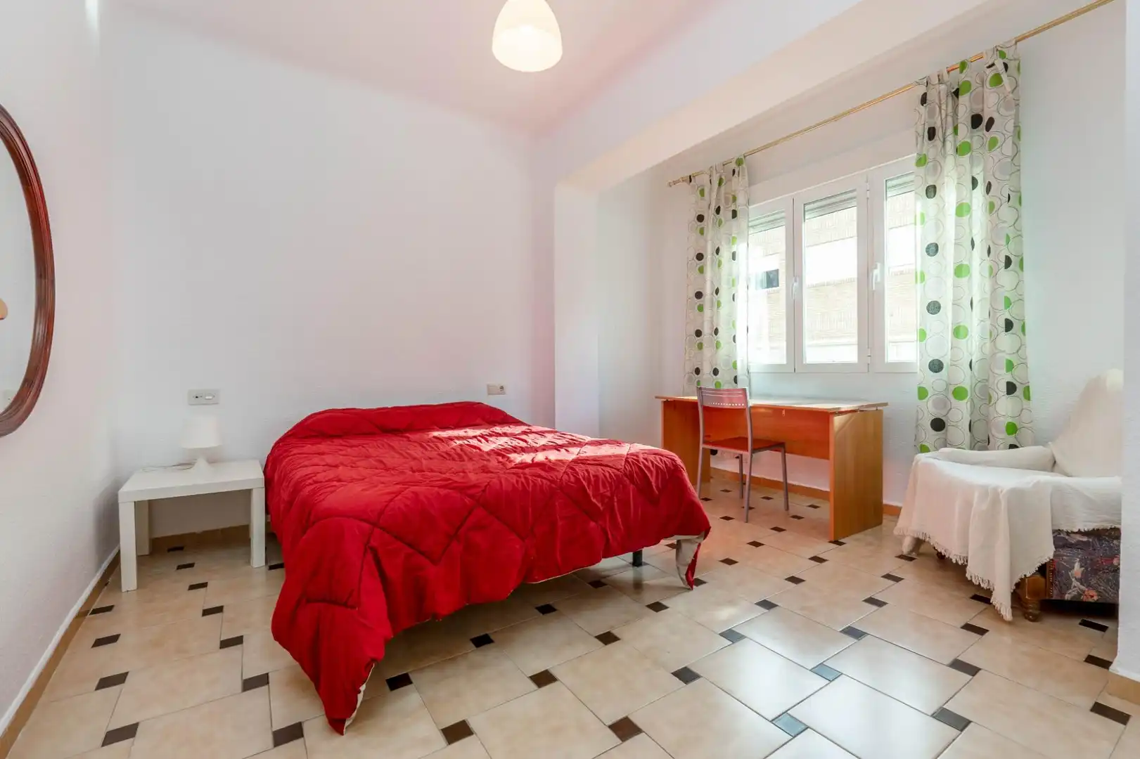 Habitación de Piso en venta en Granada