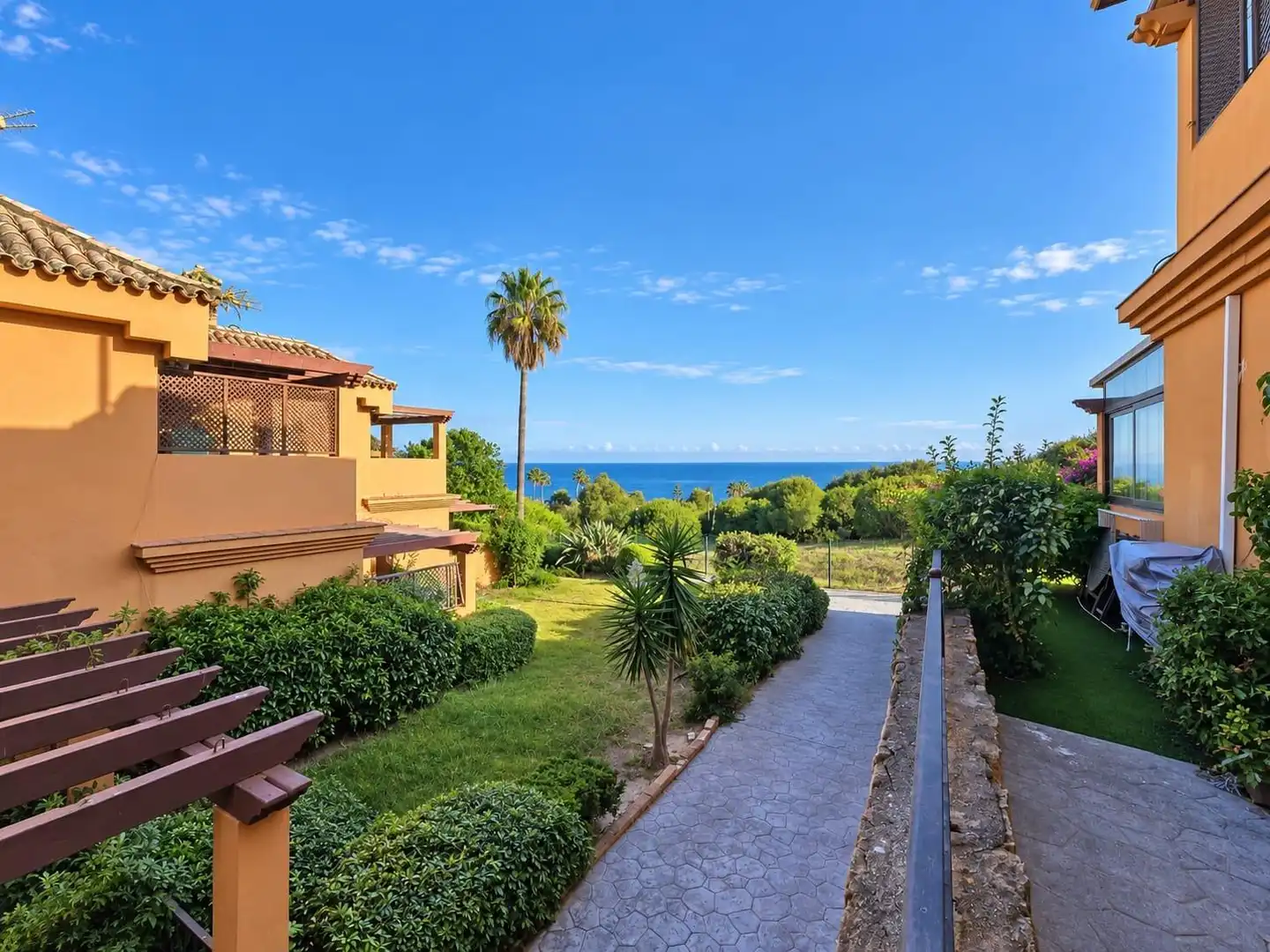 Flat for rent in La Alcaidesa