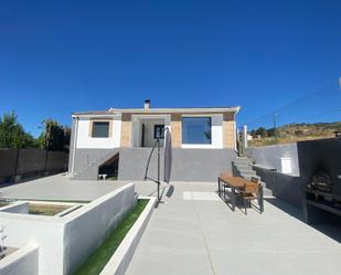 Vista exterior de Casa o xalet en venda en Tielmes amb Aire condicionat i Terrassa