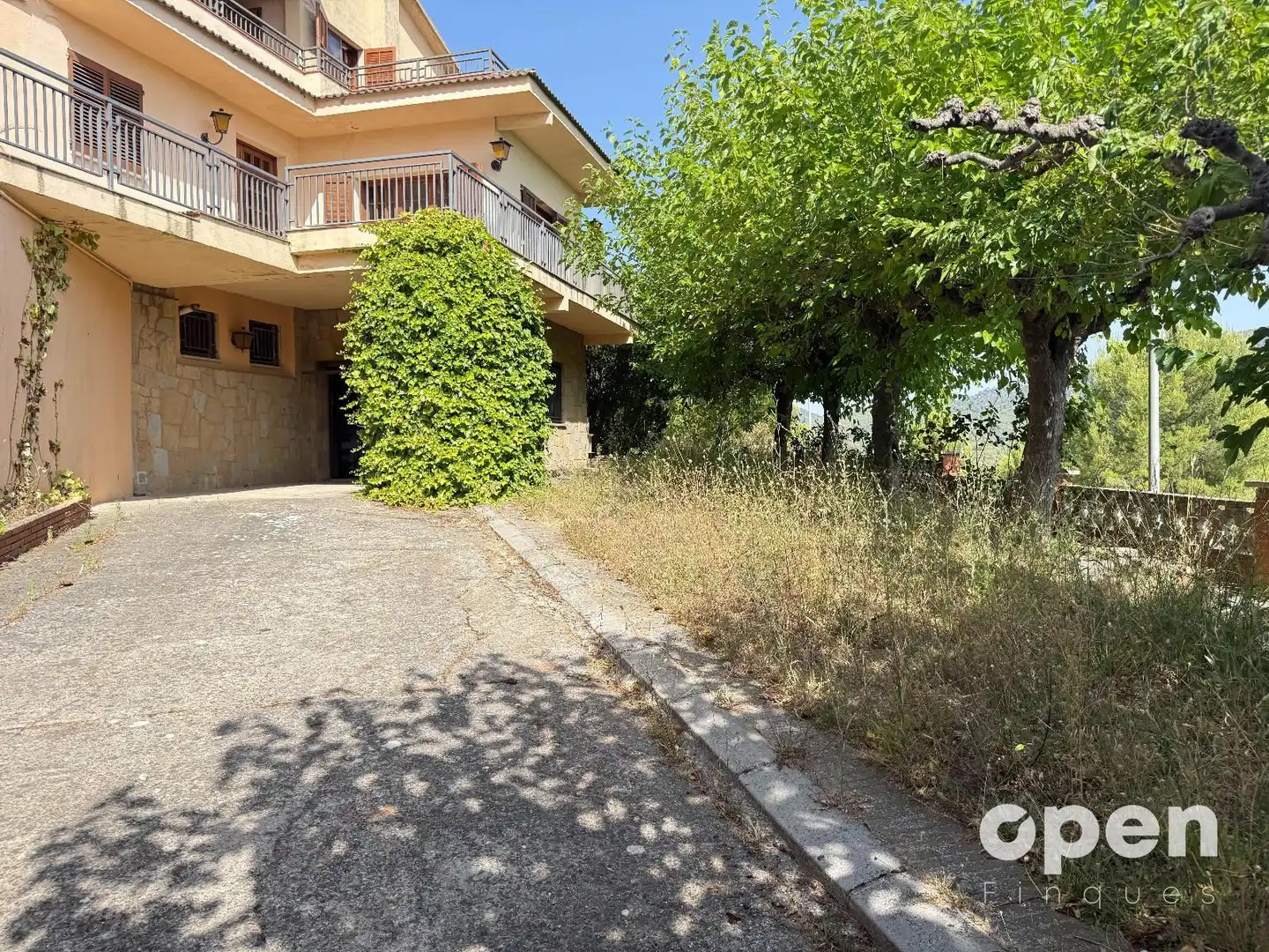 Casa adosada en venda en Viladecavalls amb Calefacció, Terrassa i Traster
