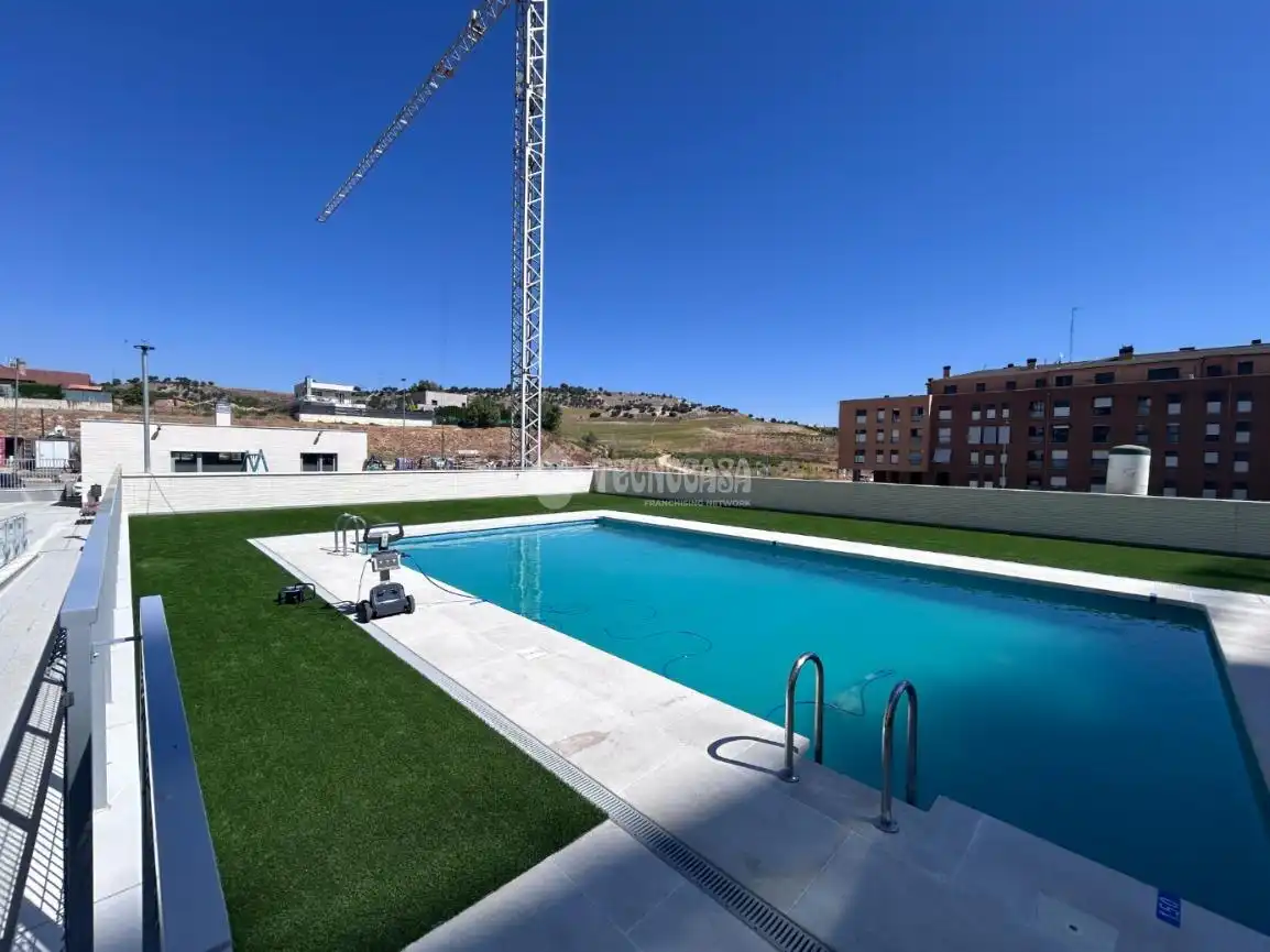 Piscina de Piso de alquiler en Arroyo de la Encomienda