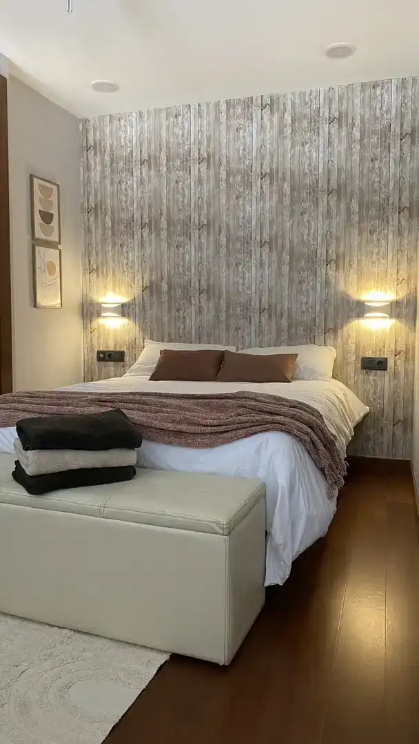 Bedroom of Flat for rent in Vigo   with Furnished