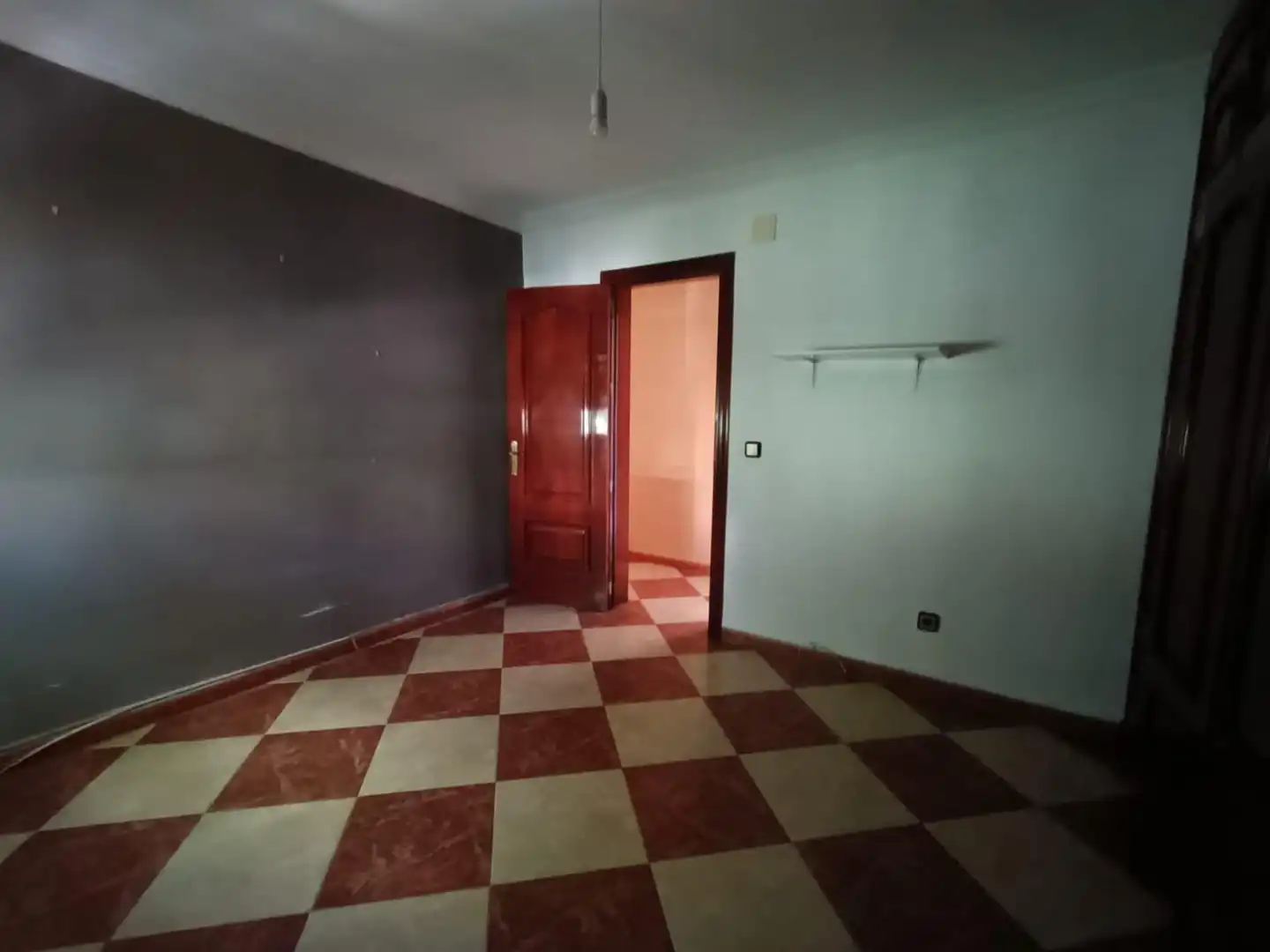Habitación de Piso en venta en Sevilla con Balcón