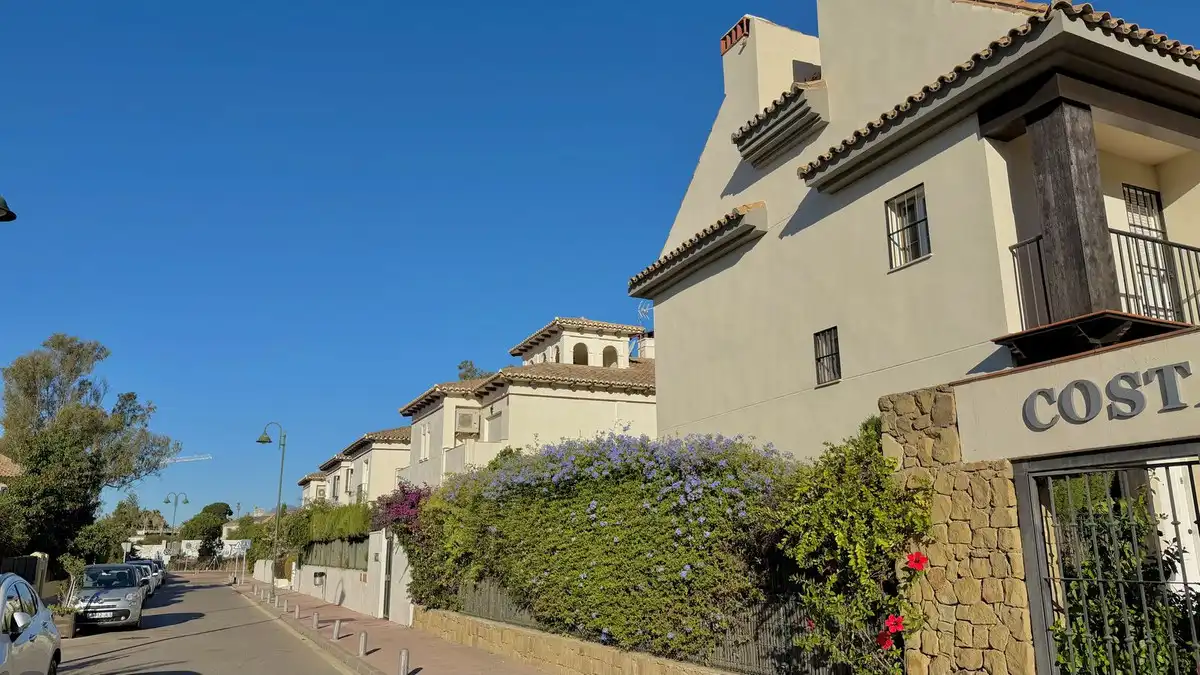 Reihenhaus zum Verkauf in Nueva Andalucía, imagen 34