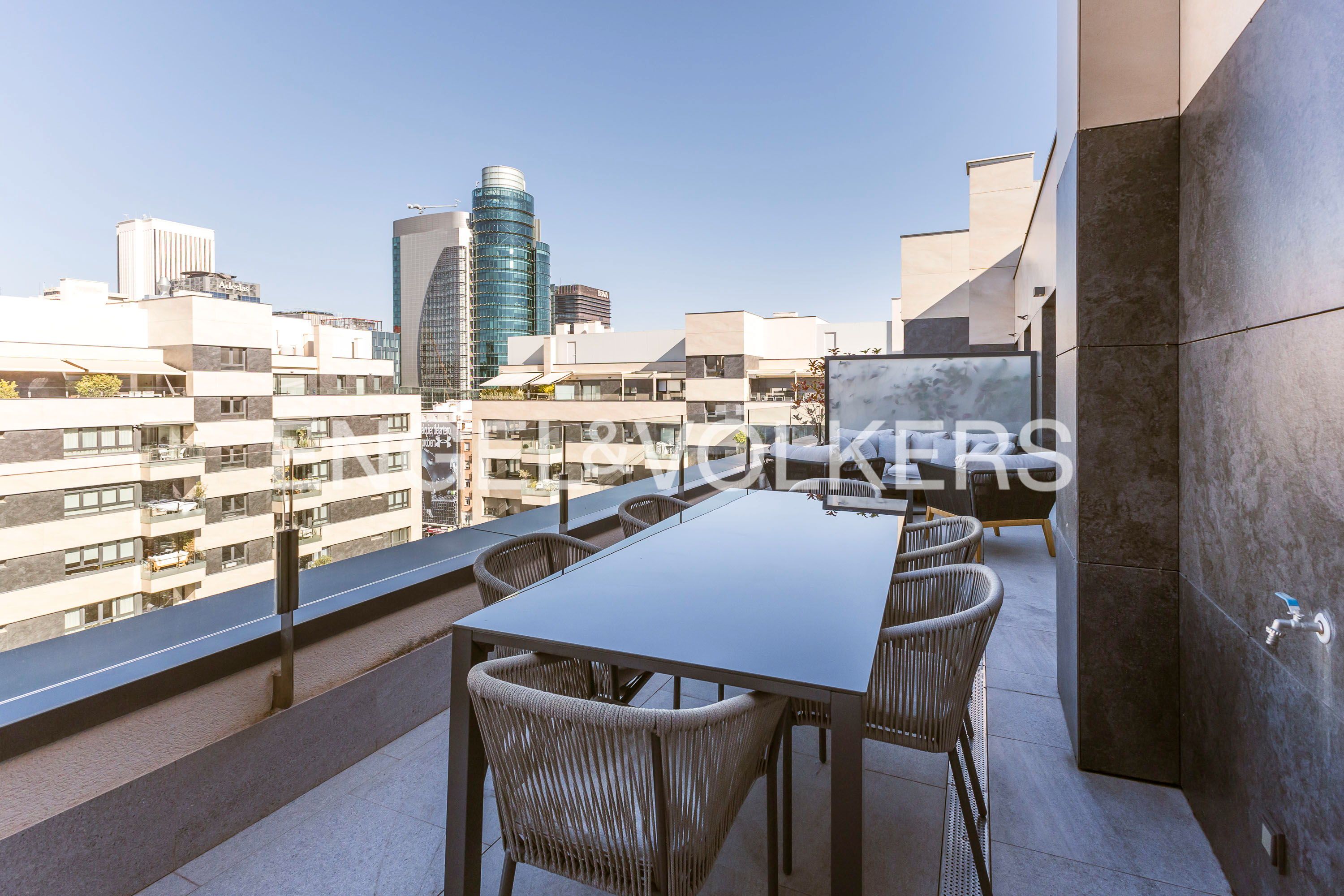 Terrassa de Àtic de lloguer en  Madrid Capital amb Aire condicionat, Calefacció i Terrassa