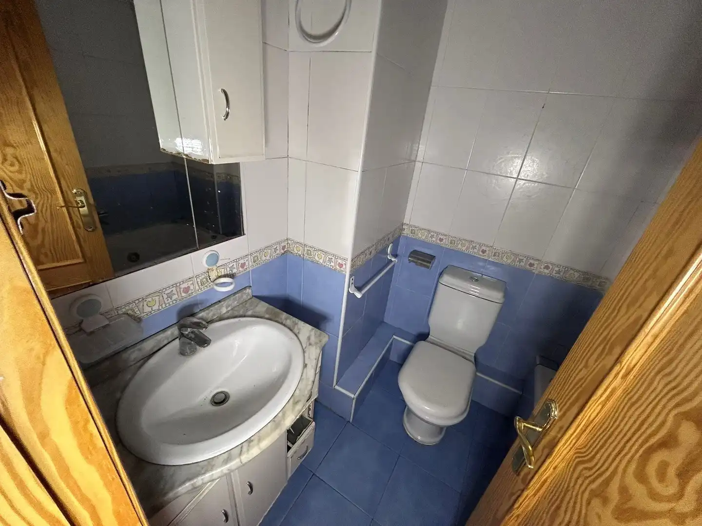 Bathroom of Flat for sale in Yecla
