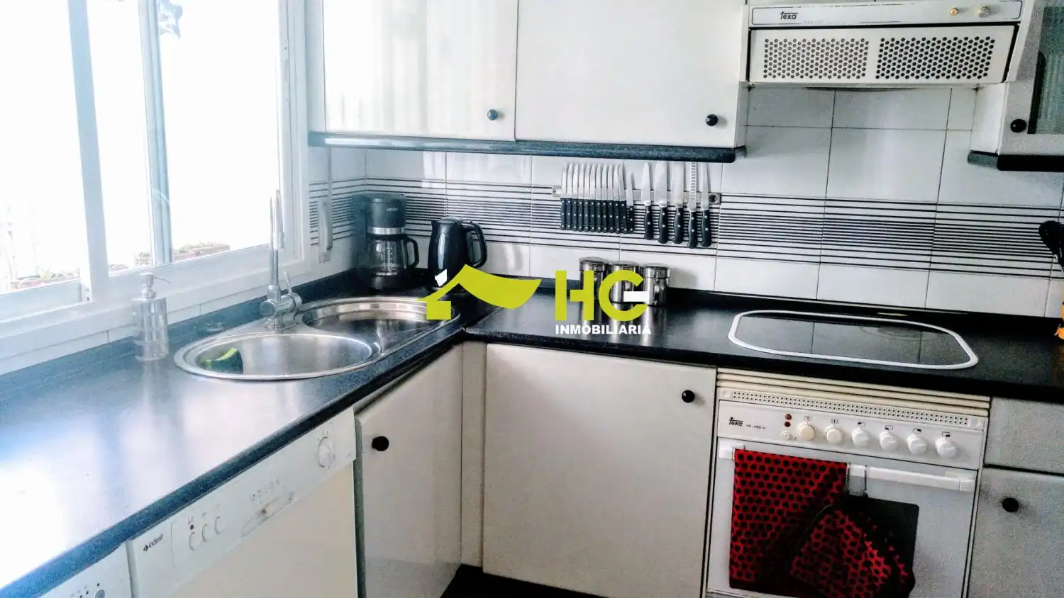 Kitchen of Flat for share in Villaviciosa de Odón  with Air Conditioner, Heating and Furnished