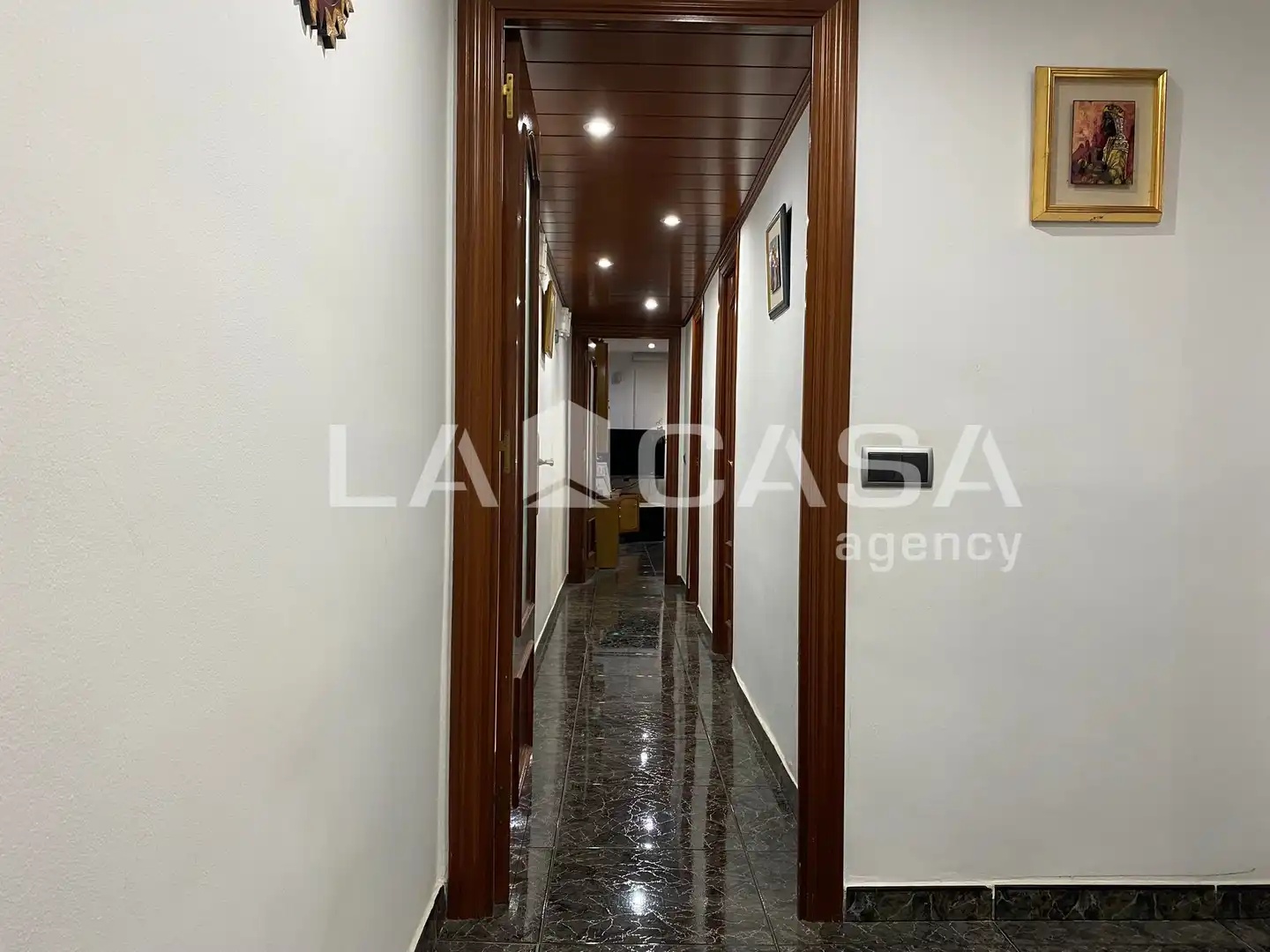 Piso en venta en Santa Coloma de Gramenet con Calefacción y Balcón