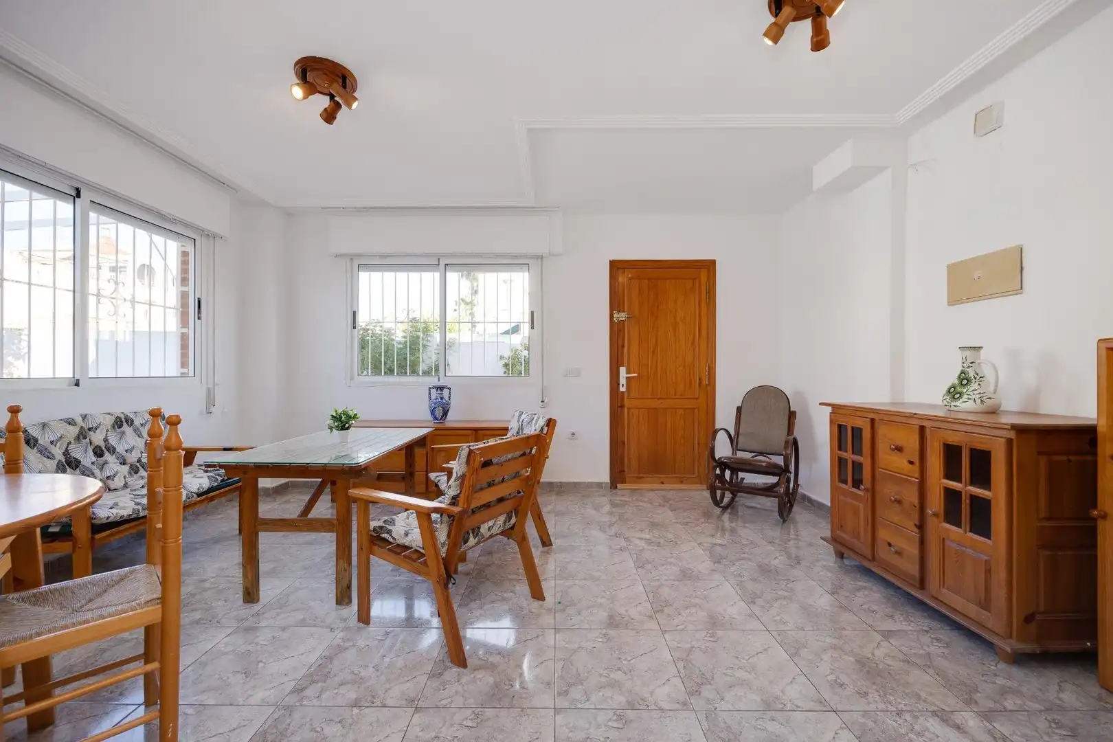 Comedor de Casa o chalet en venta en Torrevieja con Jardín privado, Terraza y Trastero