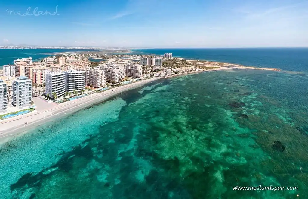 Apartamento con piscina en venta en Veneziola, imagen 3
