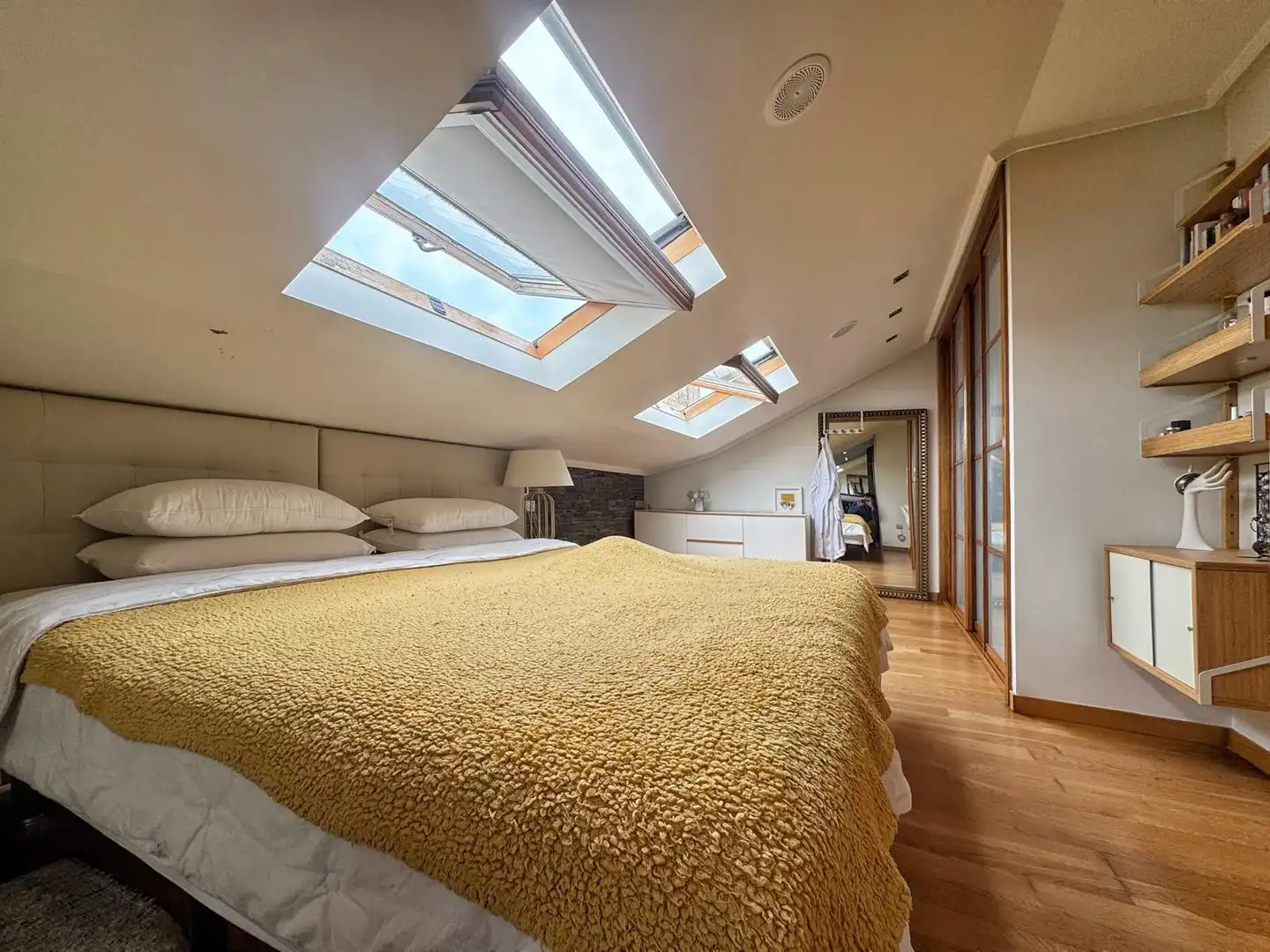 Bedroom of Flat for sale in O Grove    with Heating, Terrace and Furnished