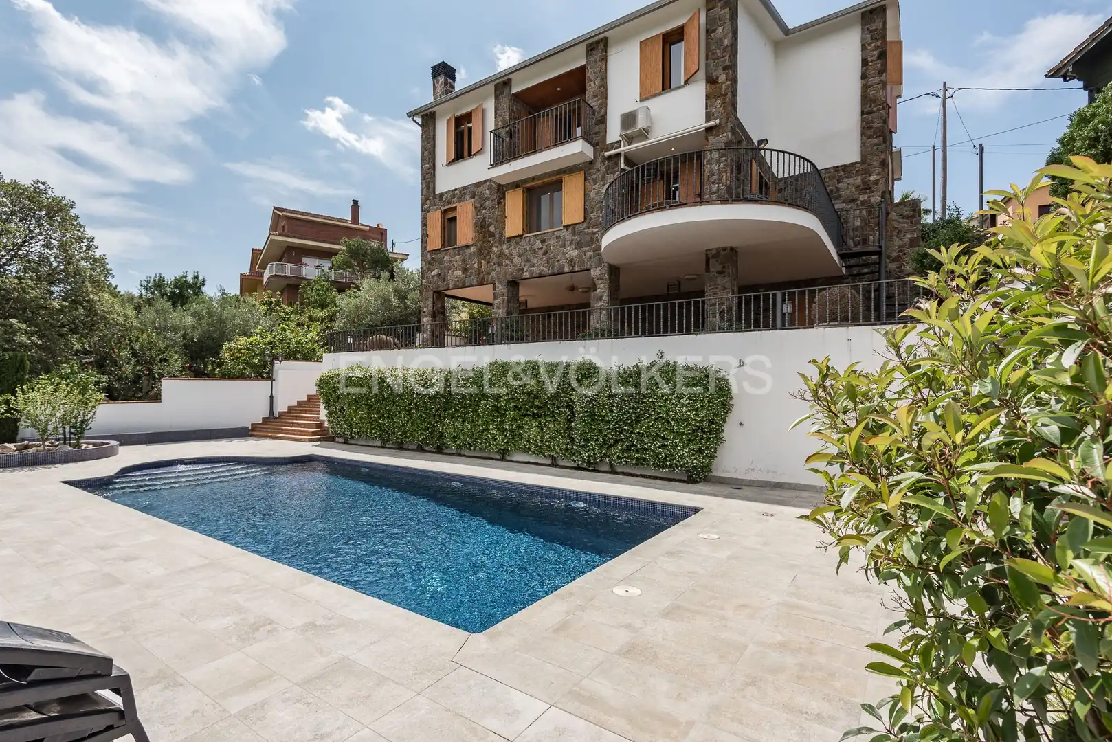 Casa con piscina en venta en Poble, imagen 2