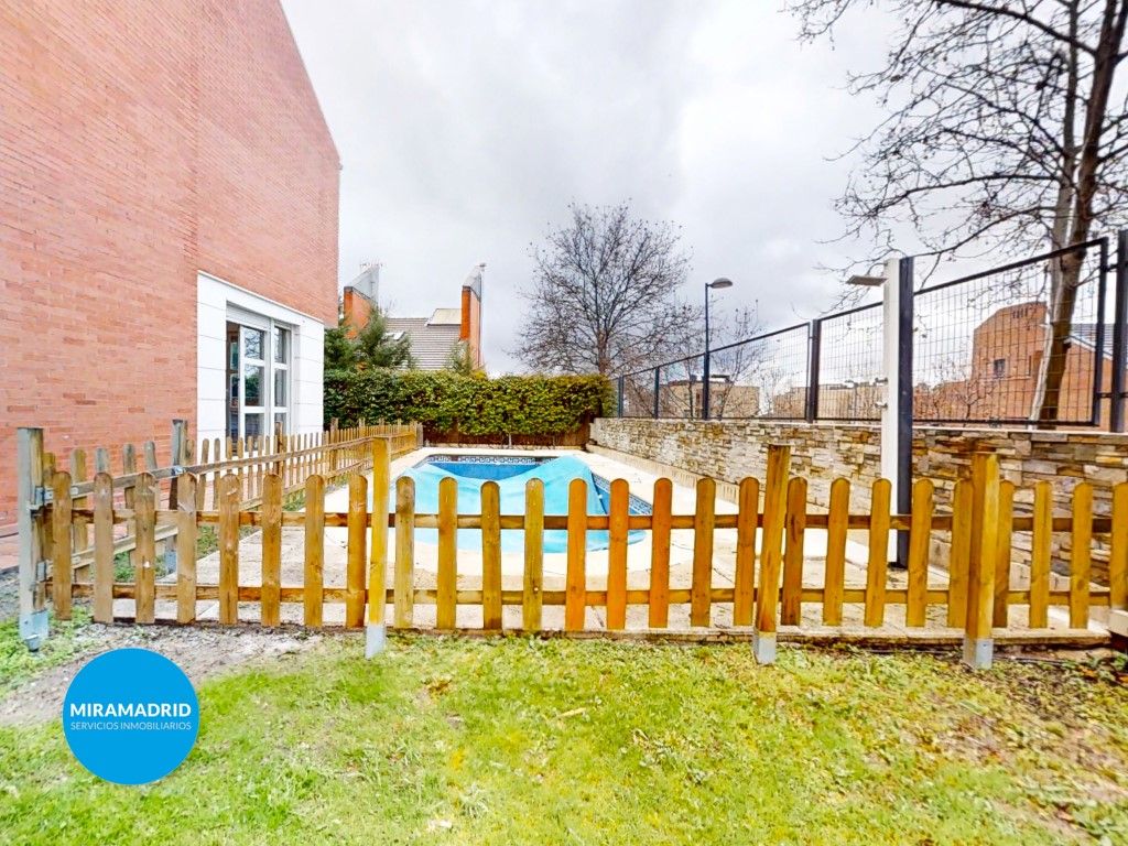 Piscina de Casa o xalet en venda en Paracuellos de Jarama amb Piscina