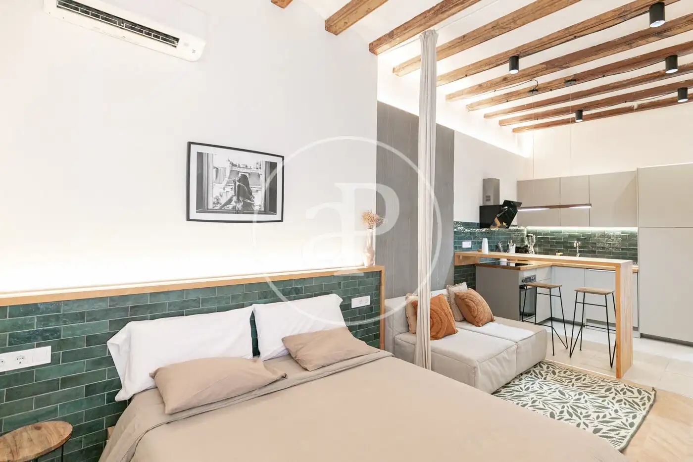 Habitación de Piso en venta en Barcelona con Aire acondicionado, Calefacción y Amueblado