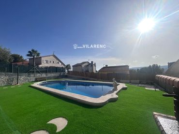 Villa avec piscine à vendre à MIQUEL COSTA I LLOBERA