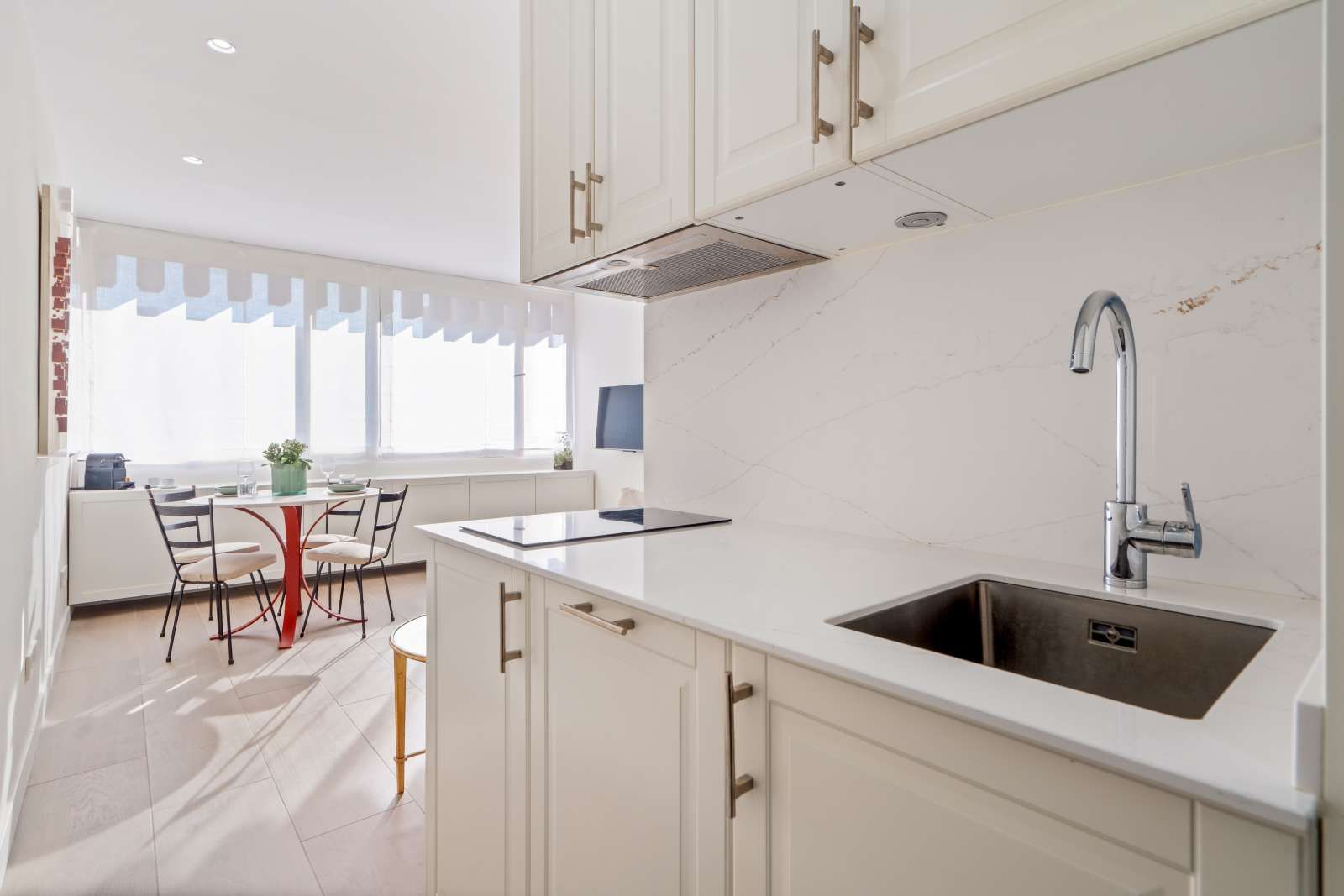 Kitchen of Apartment for share in  Madrid Capital  with Air Conditioner, Terrace and Furnished