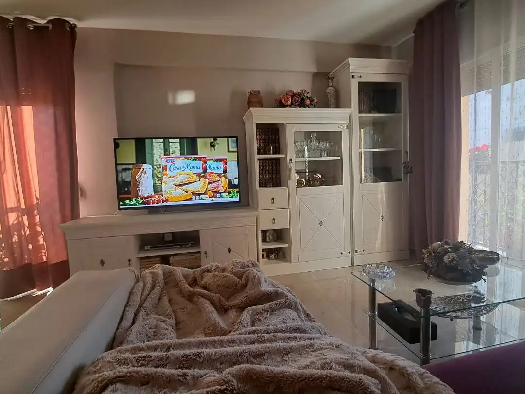 Piso con ascensor en venta en Calle Jaime María Buch 2, imagen 4