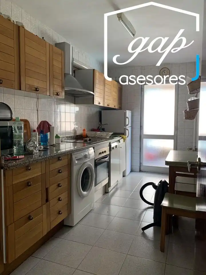 Flat for rent in Federico García Lorca, Centro
