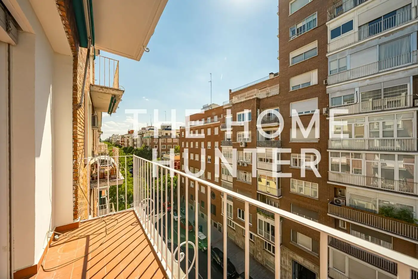 Außenansicht von Wohnung zur Miete in Madrid mit Klimaanlage, Heizung und Terrasse