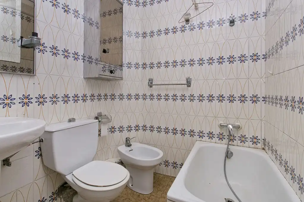 Baño de Piso en venta en Esplugues de Llobregat