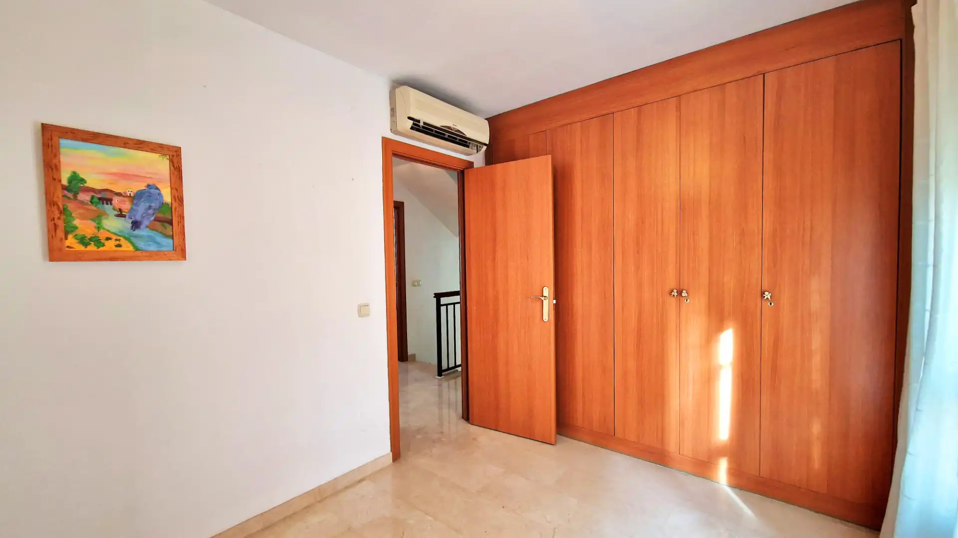 Bedroom of Houses for sale in Málaga  with Air Conditioner, Terrace and Furnished