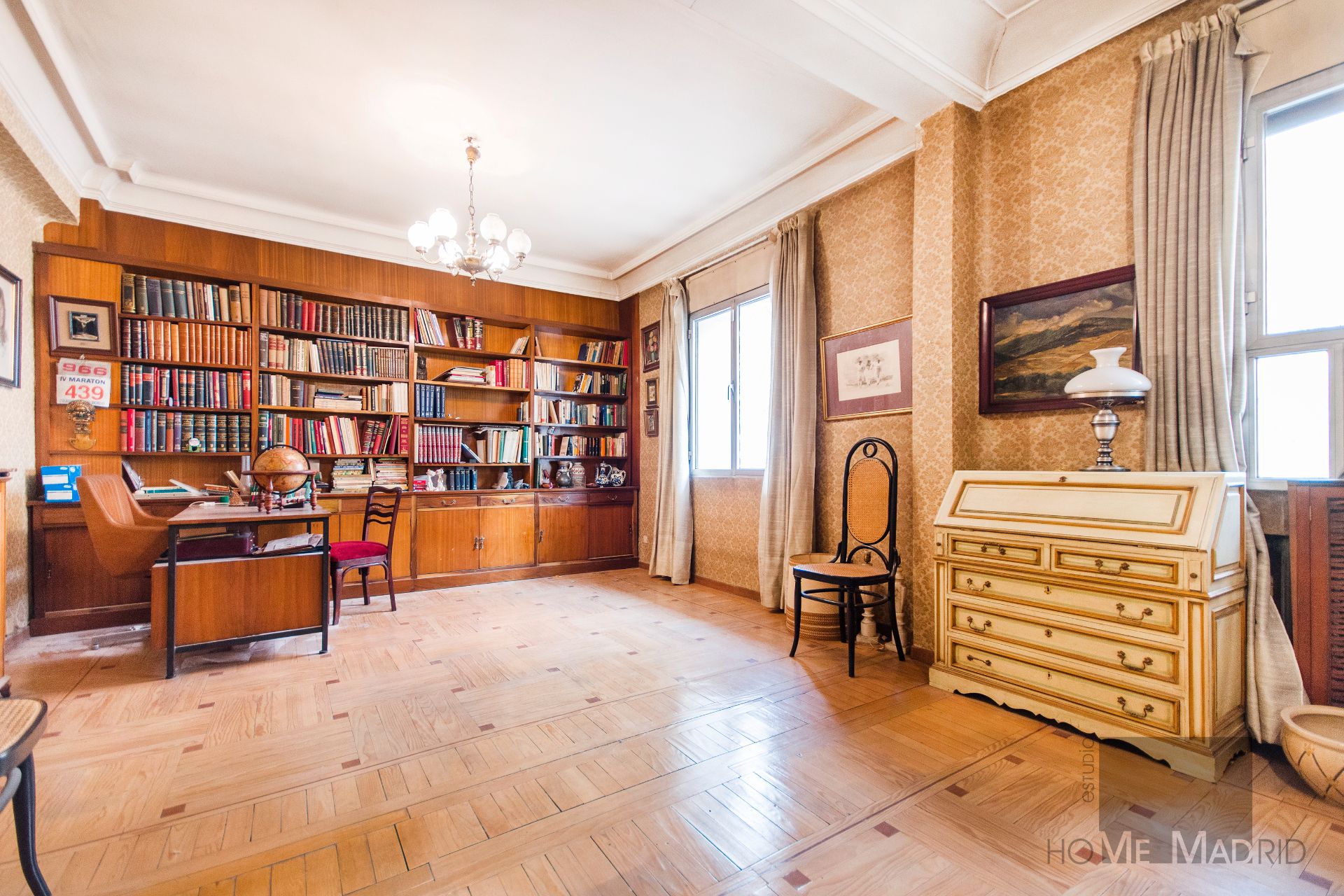 Sala de estar de Piso en venta en  Madrid Capital con Aire acondicionado, Calefacción y Parquet