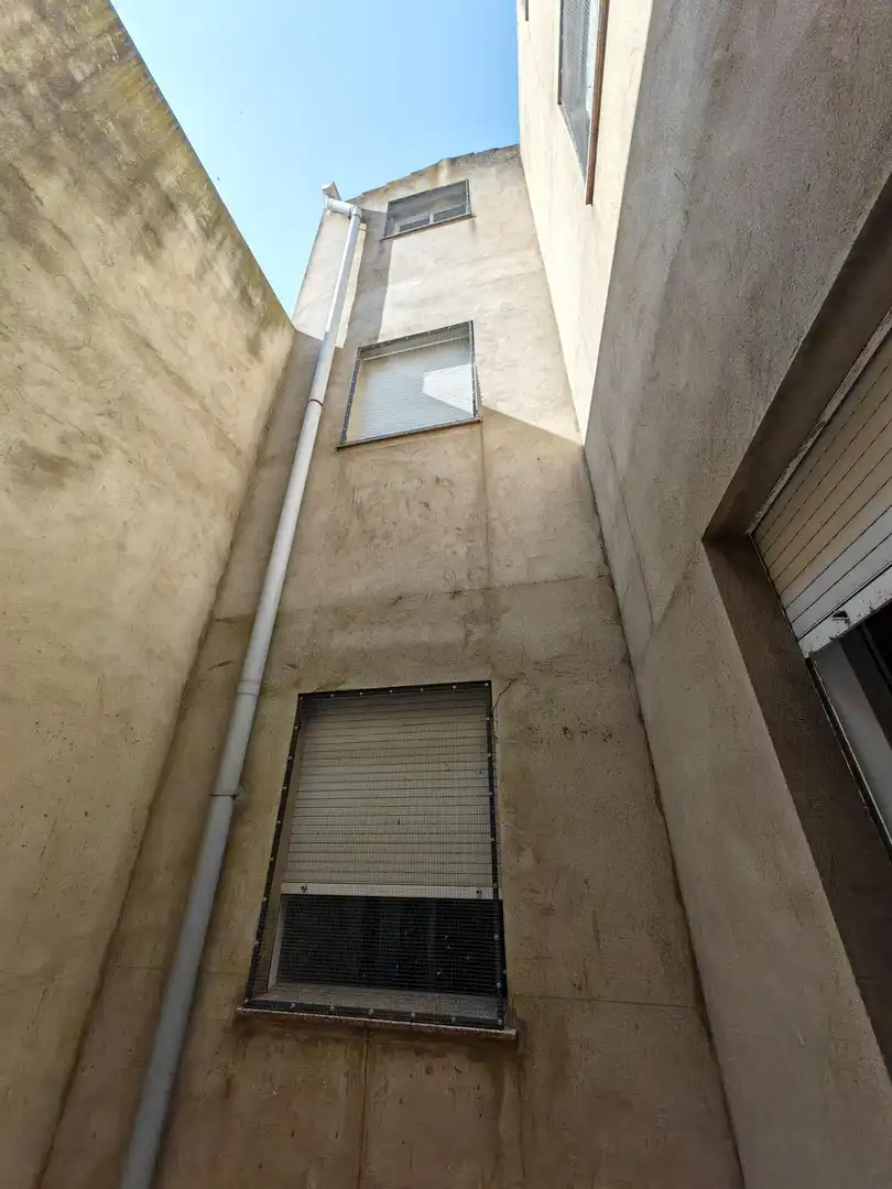 Vista exterior de Edificio en venta en Castuera