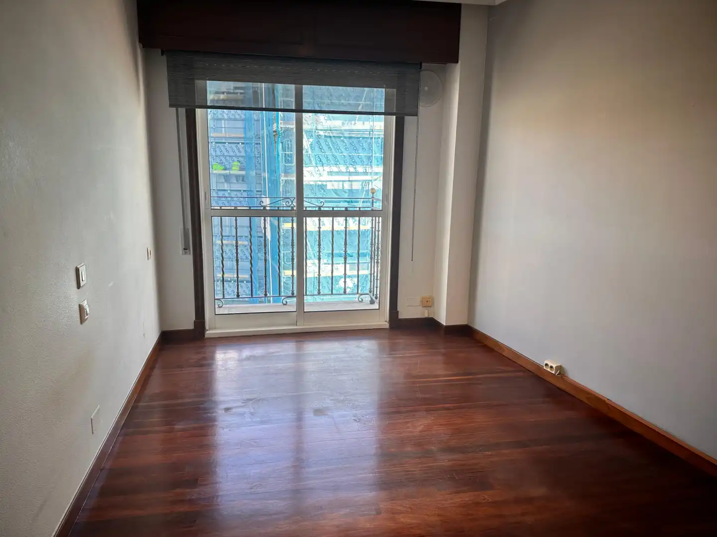 Bedroom of Duplexes for rent in Santiago de Compostela   with Heating, Parquet flooring and Oven