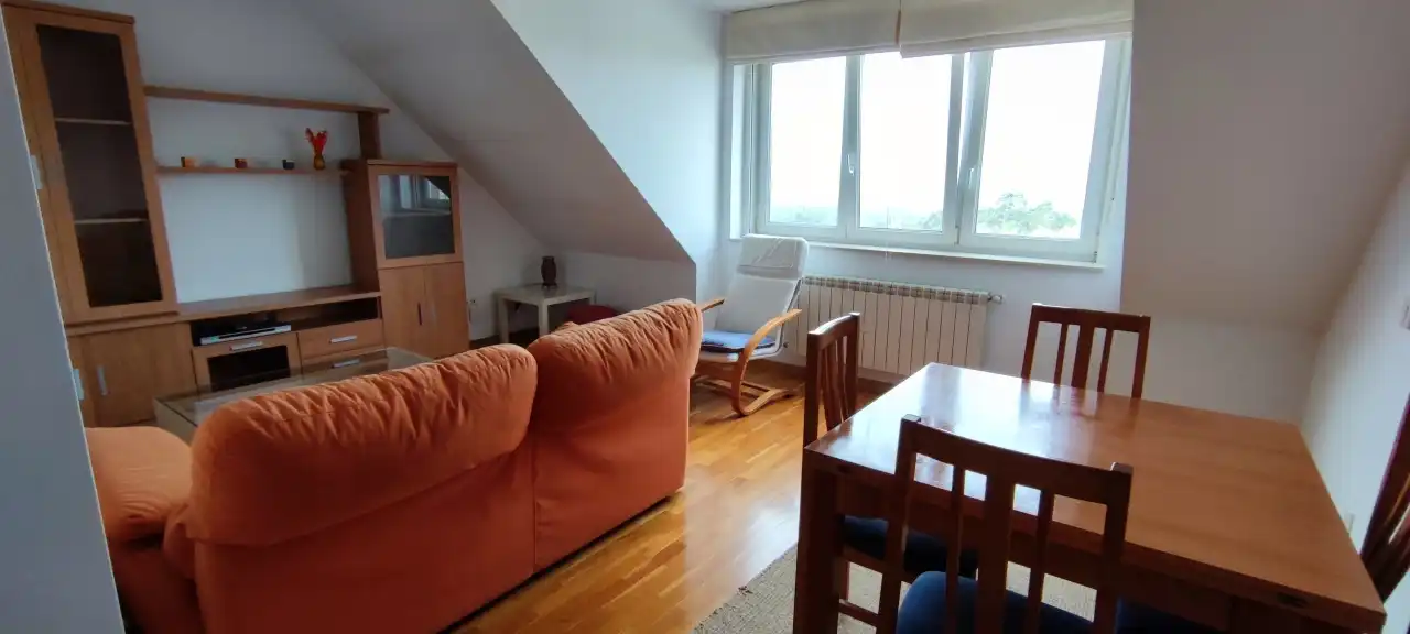 Sala de estar de Ático en venta en Ames con Calefacción, Trastero y Amueblado