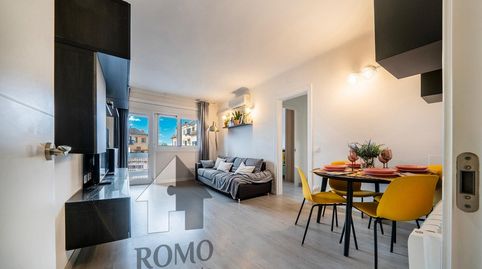 Foto 2 de Piso en venta en Carrer del Doctor Joan Miró, Santa Perpètua de Mogoda, Barcelona