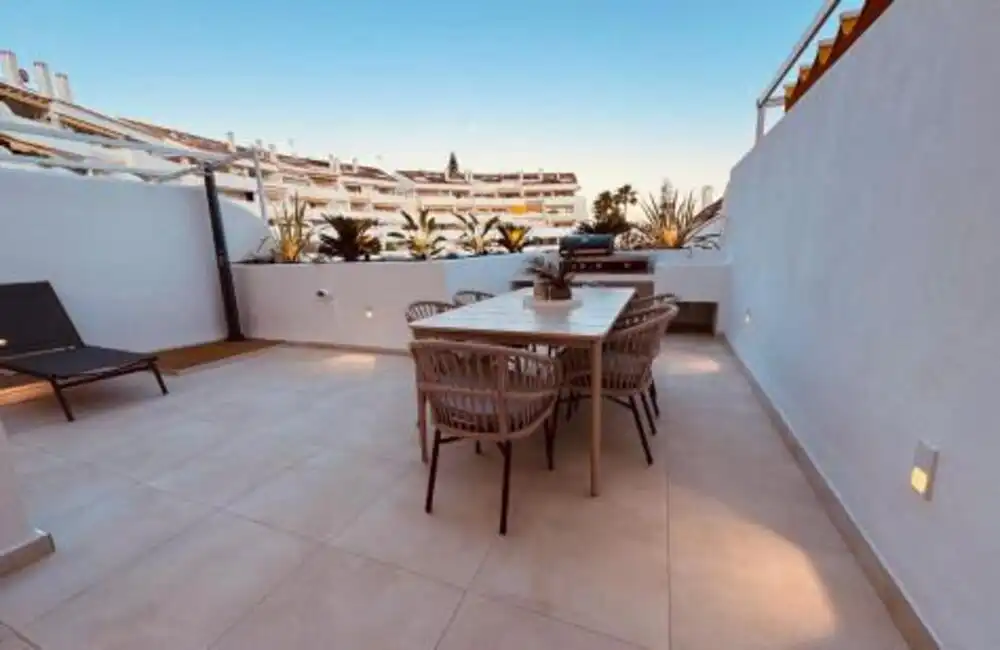 Apartament amb piscina en venda a Nueva Andalucía, imagen 24