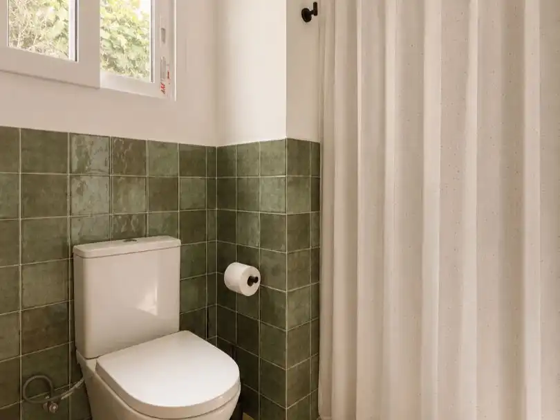 Bathroom of Flat for rent in Torrox  with Air Conditioner, Furnished and Balcony
