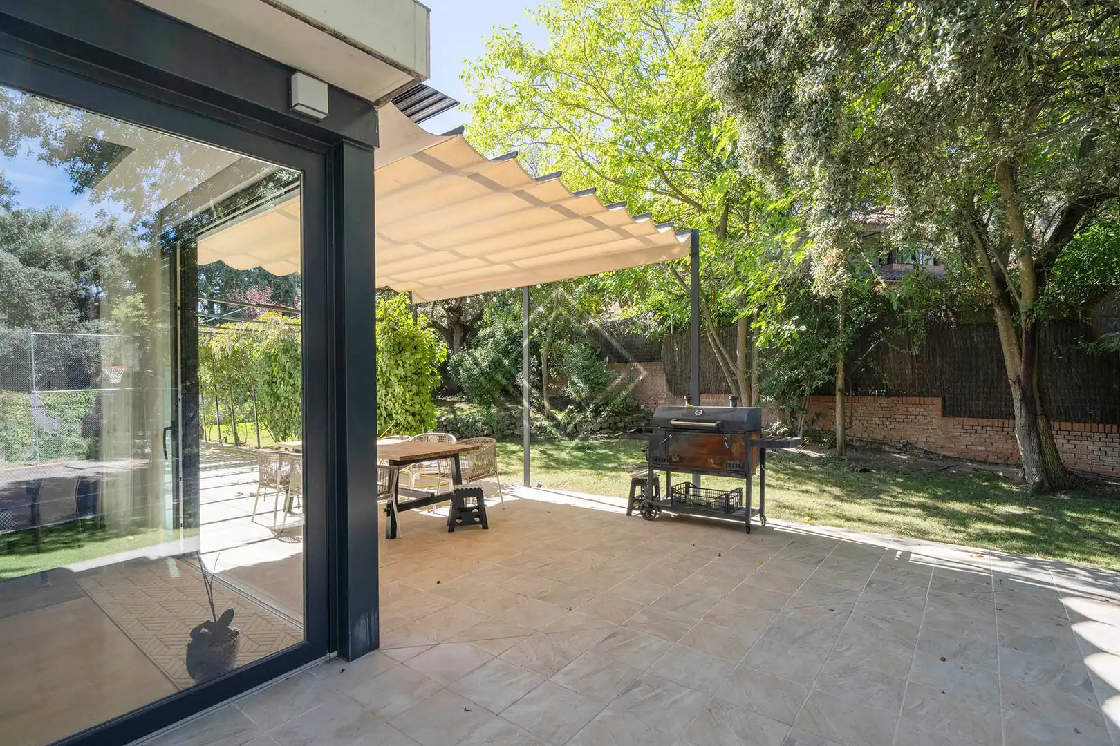 Detached house with pool for sale in Urbanización Este - Montepríncipe, imagen 48