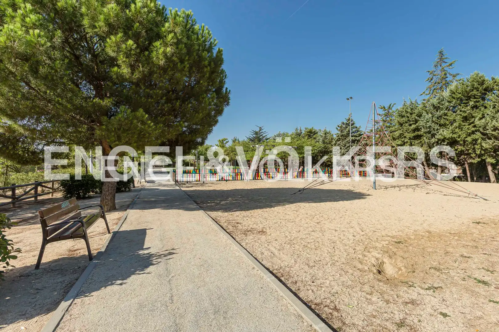 Flat for rent in Las Rozas de Madrid  with Air Conditioner, Heating and Parquet flooring