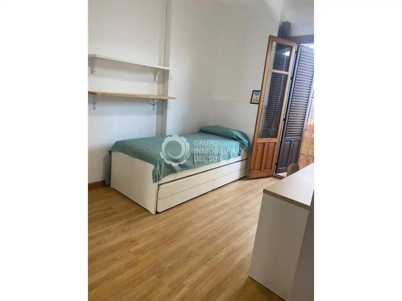 Dormitori de Casa adosada en venda en Puerto Real amb Aire condicionat, Jardí privat i Terrassa