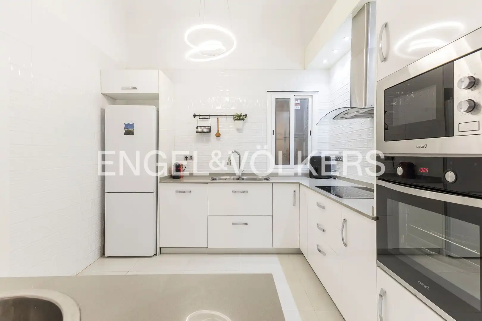 Cocina de Apartamento en venta en Barcelona con Calefacción