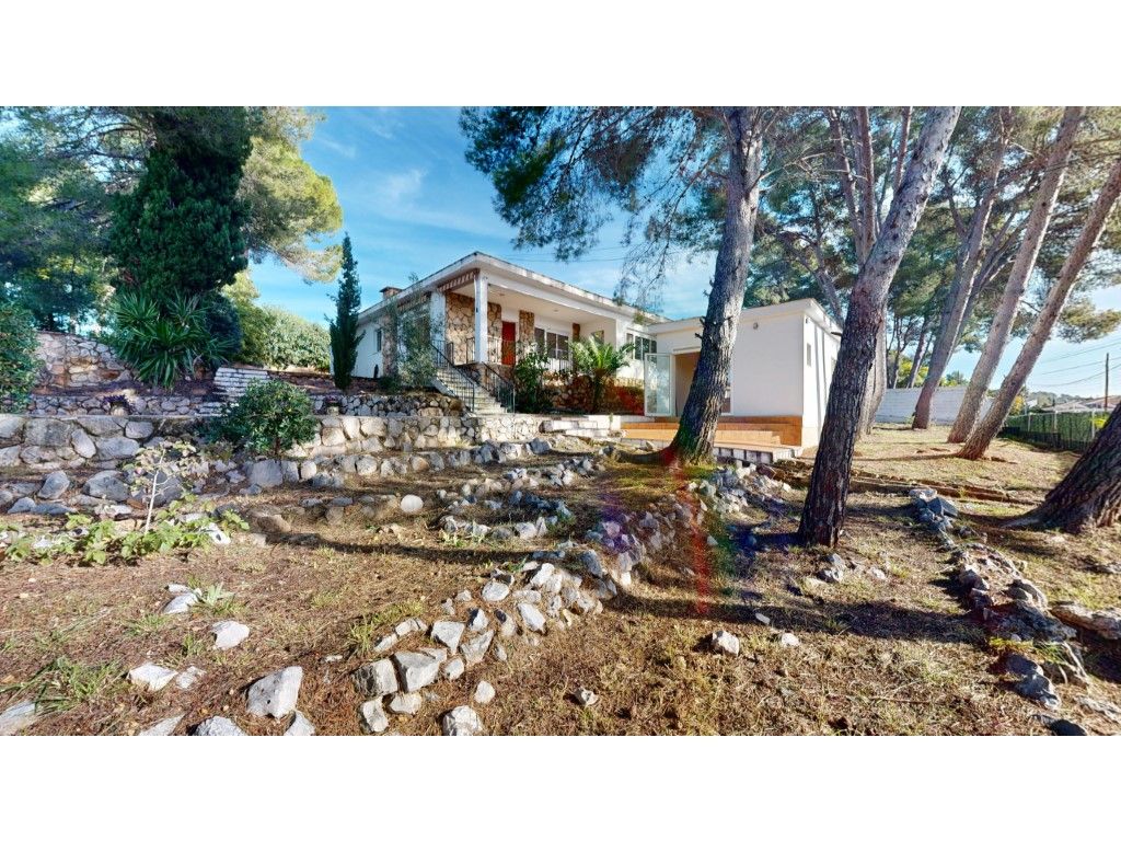 Vista exterior de Casa o chalet en venta en Torrent con Aire acondicionado, Terraza y Piscina