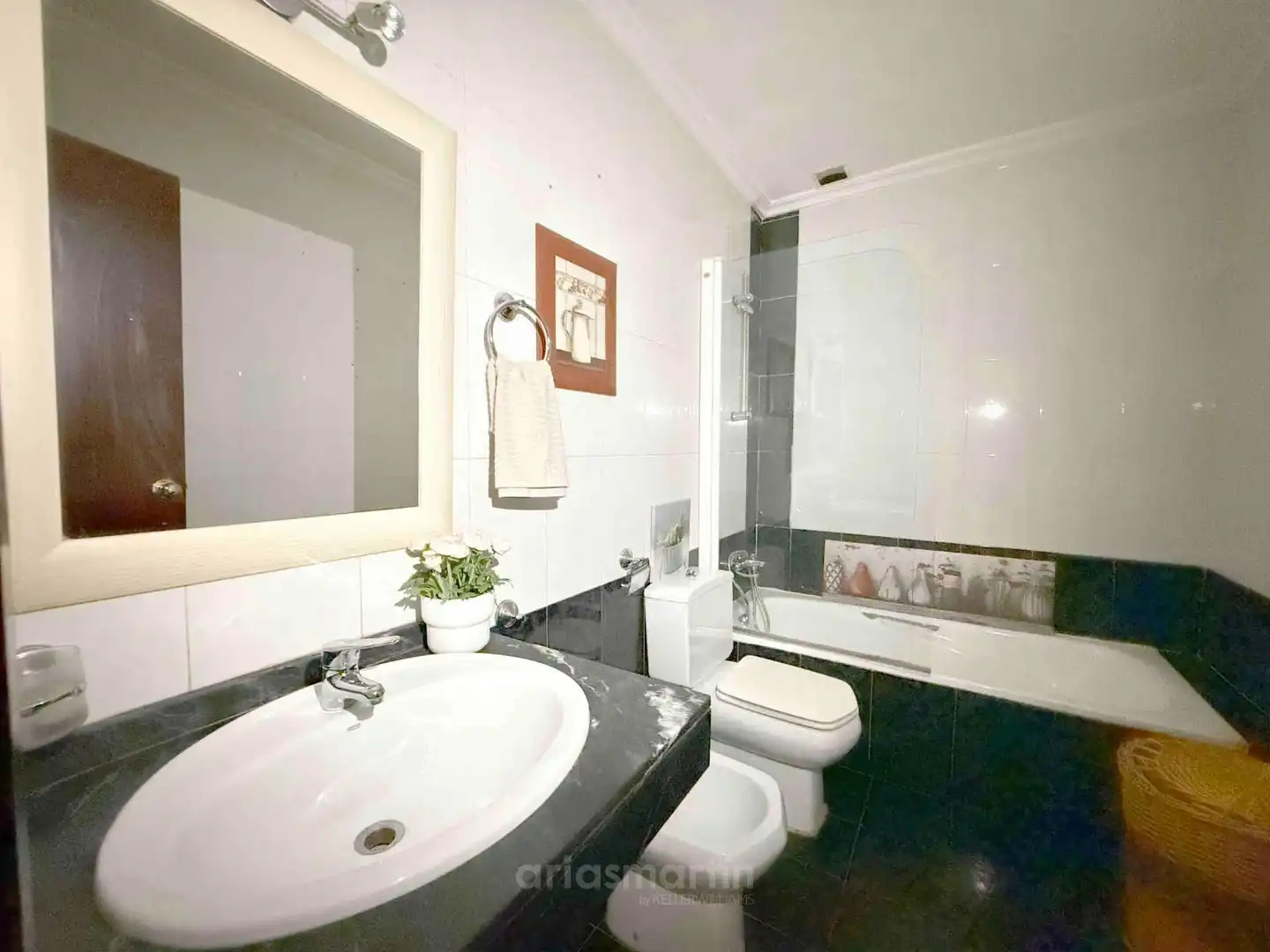 Bathroom of Duplexes for sale in Villamayor  with Heating, Terrace and Furnished