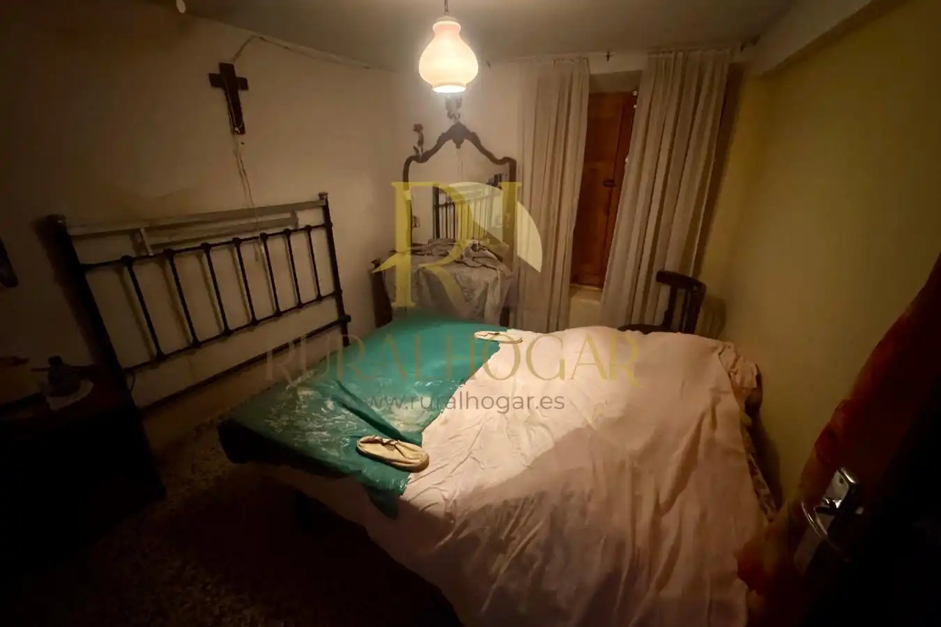 Bedroom of Houses for sale in Prados Redondos  with Storage room and Internet