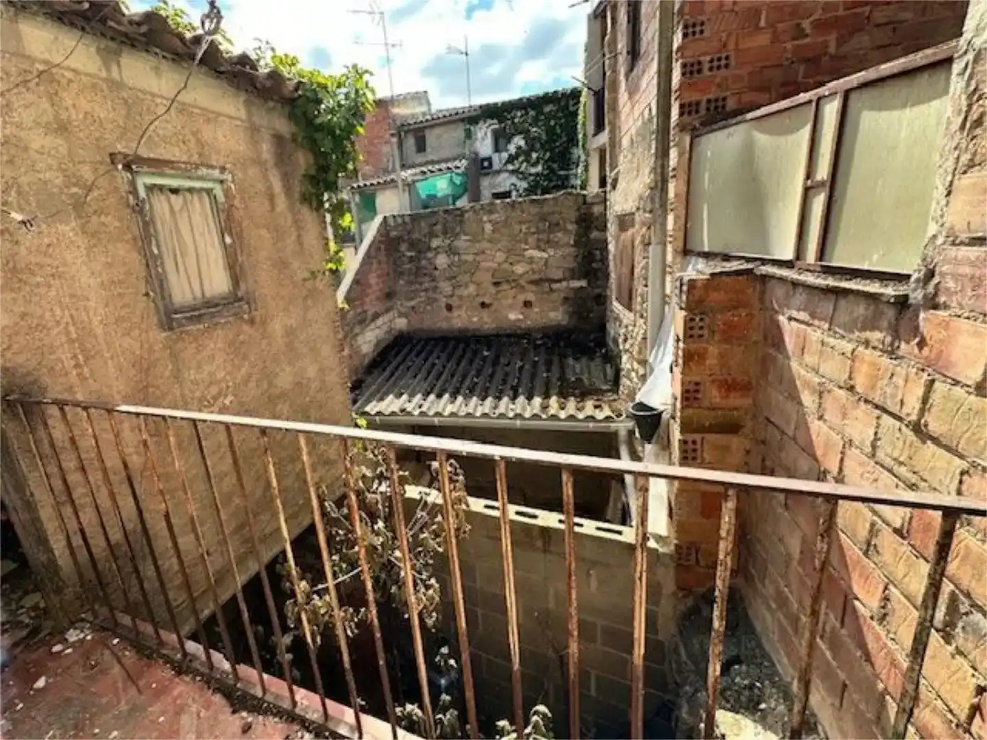Balcony of Residential for sale in Alfés