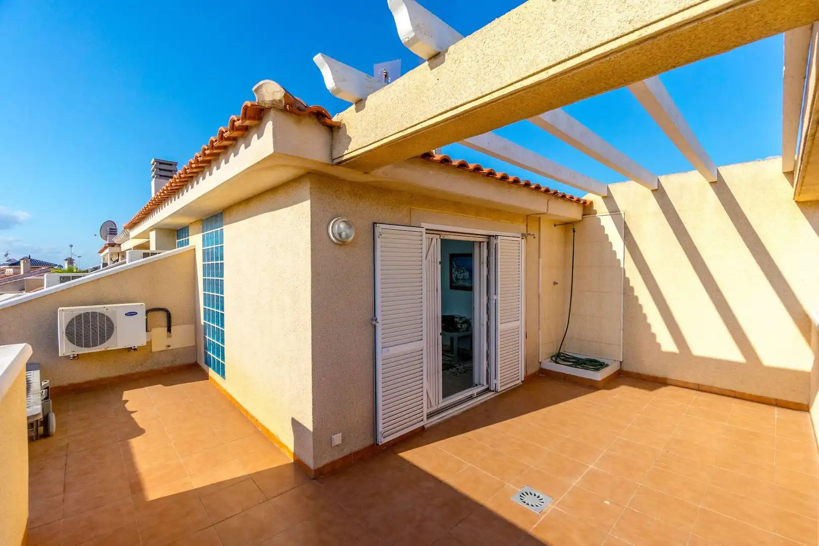 Terrassa de Dúplex en venda en Orihuela amb Aire condicionat, Jardí privat i Piscina