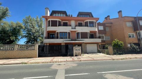 Photo 3 of Single-family semi-detached for sale in  Reyes Catolicos, Briviesca, Burgos